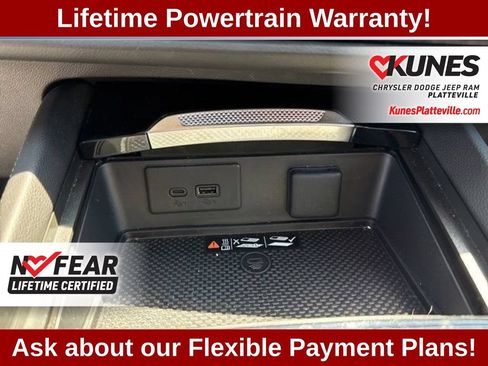 Used 2024 Buick Envision Preferred AWD/4WD image 37