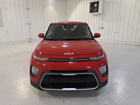 Used 2022 Kia Soul LX w/ Technology Package image 8