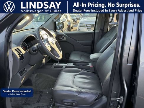 Used 2016 Nissan Frontier SL AWD/4WD image 11