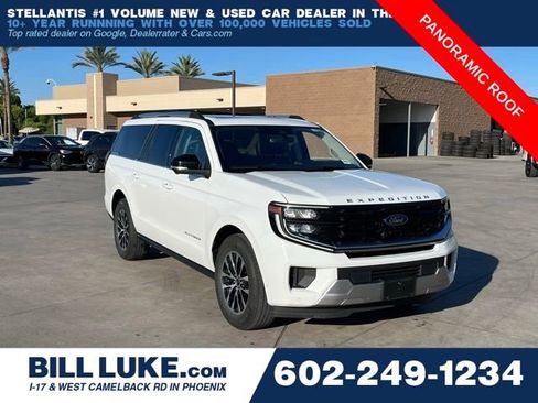 Used 2025 Ford Expedition Max Platinum AWD/4WD image 1