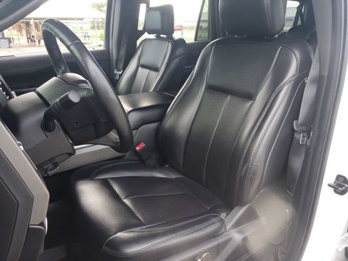 Used 2019 Ford Expedition Max XLT w/ Equipment Group 201A AWD/4WD image 10