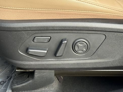 Certified 2024 Kia Sorento SX Prestige w/ Olive Brown Leather Package image 15