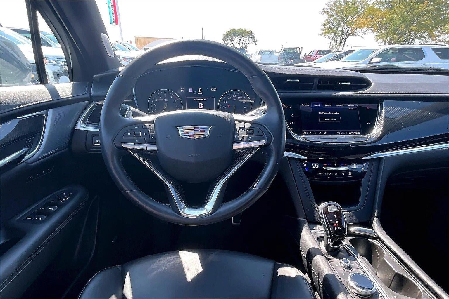 Used 2024 Cadillac XT6 Sport w/ Technology Package AWD/4WD image 5