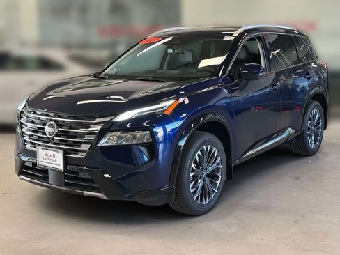 Used 2025 Nissan Rogue Platinum w/ Platinum Premium Package AWD/4WD image 3