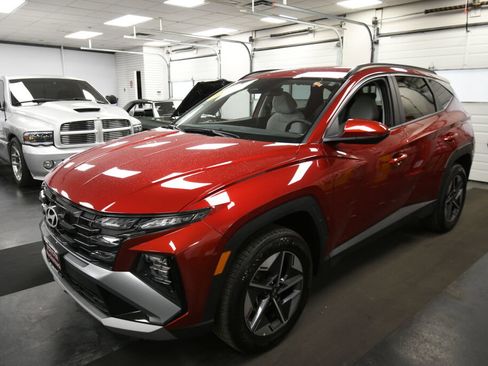 Used 2026 Hyundai Tucson SEL AWD/4WD image 3
