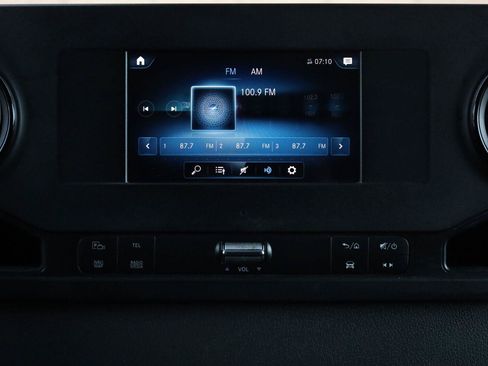 Used 2019 Mercedes-Benz Sprinter 4x4 144 image 31
