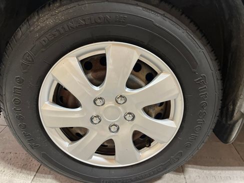 Used 2012 Nissan Rogue S FWD image 9