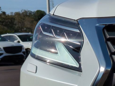Used 2022 Lexus GX 460 Luxury image 9