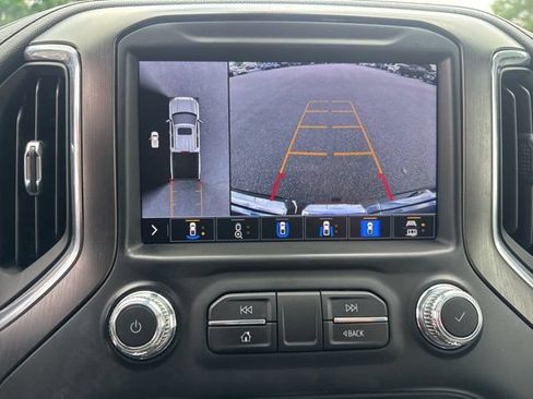 Used 2021 GMC Sierra 1500 AT4 w/ Technology Package AWD/4WD image 33