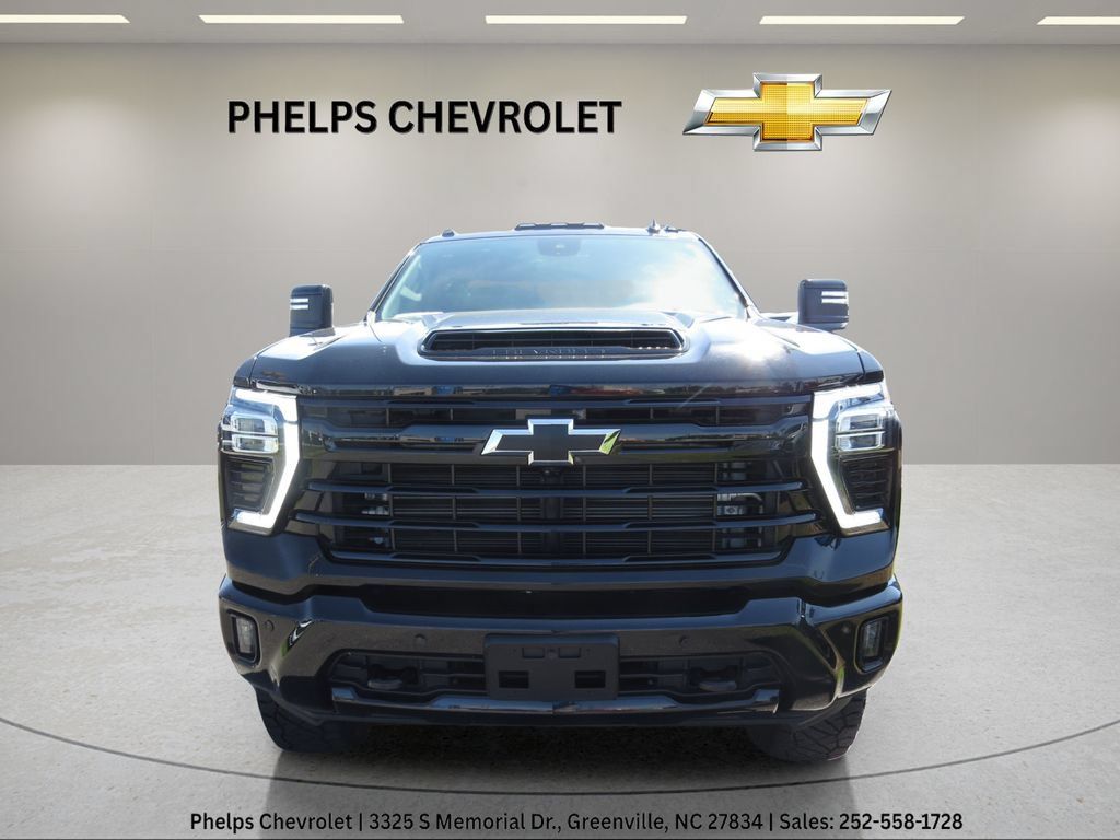 Used 2024 Chevrolet Silverado 2500 LTZ w/ LTZ Plus Package AWD/4WD image 10