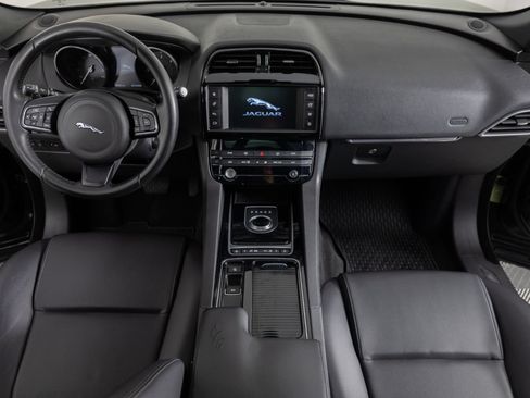 Used 2018 Jaguar F-PACE Premium AWD/4WD image 36