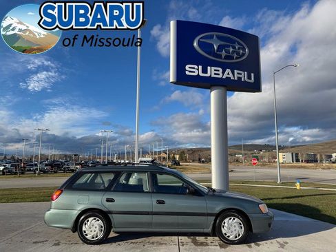Used 2001 Subaru Legacy L image 1