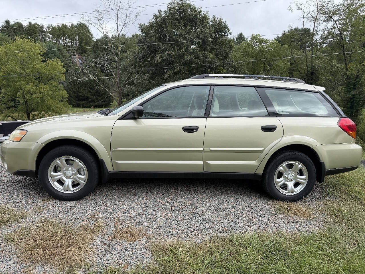 Used 2007 Subaru Outback 2.5i AWD/4WD image 8