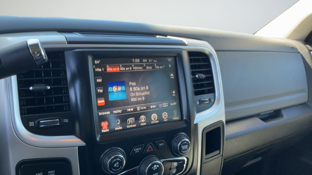 Used 2017 RAM 3500 SLT w/ Luxury Group AWD/4WD image 15