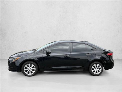 Used 2024 Toyota Corolla LE FWD image 8