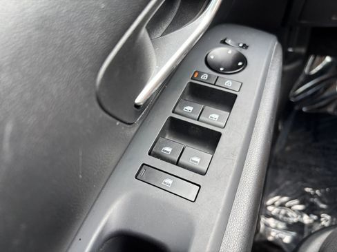 Used 2025 Hyundai Tucson SEL image 18