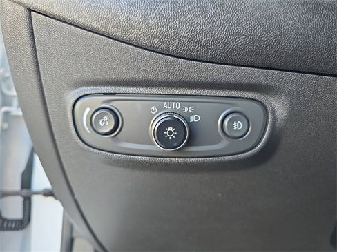 Certified 2021 Chevrolet Equinox LT image 23