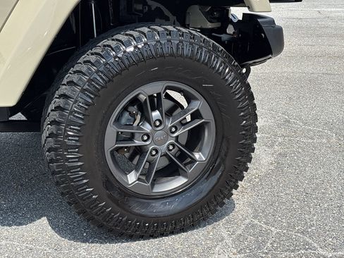 Used 2018 Jeep Wrangler Unlimited Sport AWD/4WD image 10