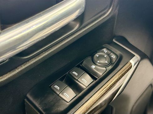 Used 2019 Chevrolet Silverado 1500 LT w/ True North Edition image 17