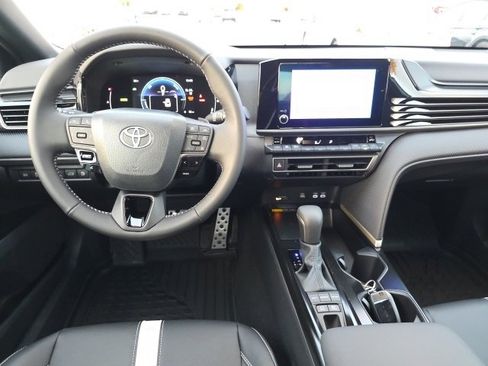 New 2026 Toyota Camry SE image 9