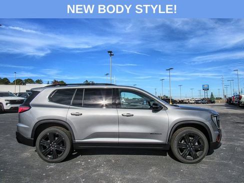 New 2026 GMC Acadia Elevation image 3