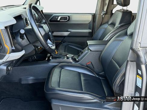 Used 2021 Ford Bronco Badlands image 10