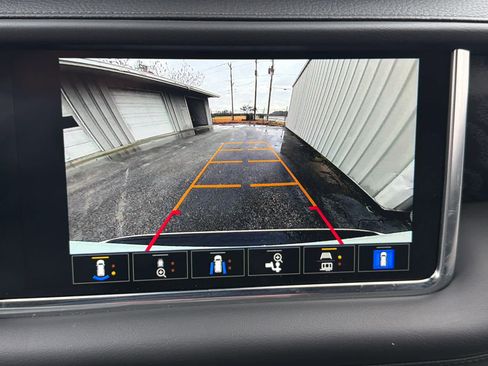 Used 2024 GMC Yukon Denali image 44