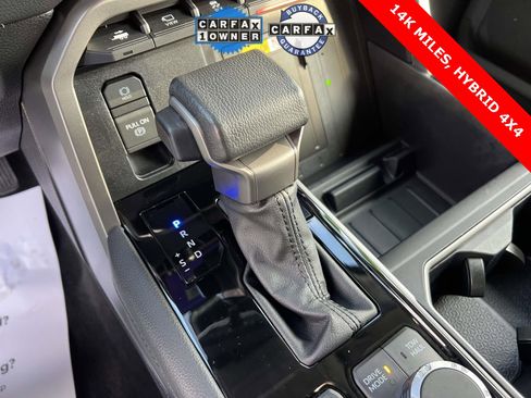 Used 2024 Toyota Tundra Limited image 25