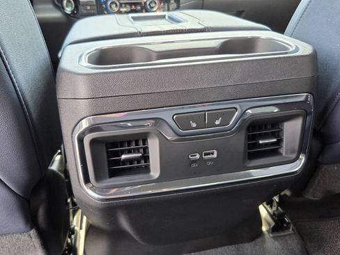 Certified 2022 Chevrolet Silverado 1500 High Country w/ Technology Package AWD/4WD image 15