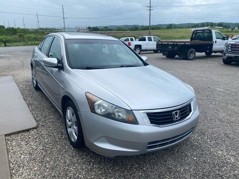 Used 2010 Honda Accord EX image 4