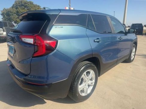 Certified 2024 GMC Terrain SLE AWD/4WD image 8