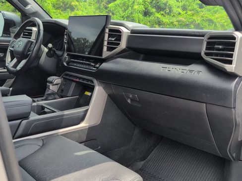 Used 2025 Toyota Tundra SR5 w/ SR5 Premium Package AWD/4WD image 28