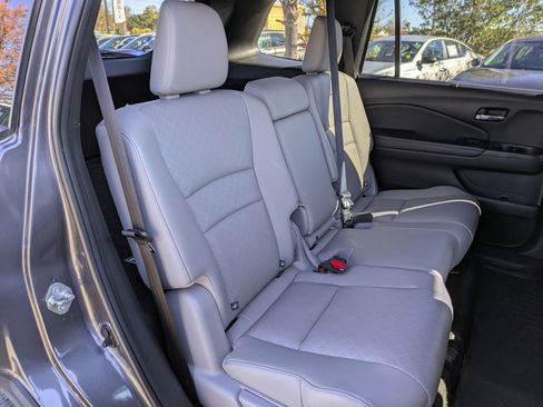 Used 2021 Honda Passport EX-L image 32