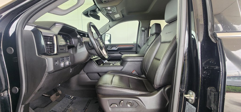 Used 2024 GMC Sierra 2500 Denali AWD/4WD image 13