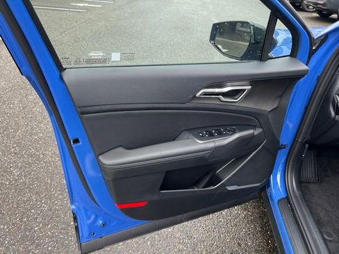 New 2026 Kia Sportage X-Line w/ X-Line Premium Package image 9