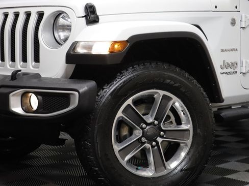 Used 2021 Jeep Wrangler Unlimited Sahara image 3