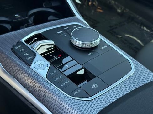 New 2026 BMW 330i Sedan w/ M Sport Package image 23