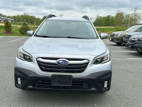 Used 2020 Subaru Outback Premium AWD/4WD image 2