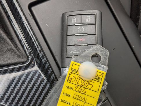 Used 2016 Chevrolet Corvette Stingray Coupe w/ Carbon Flash Badge Package image 28