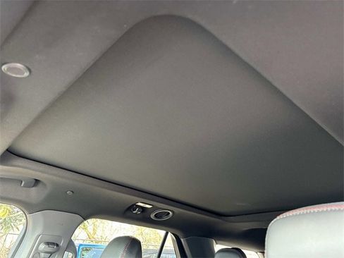 Certified 2025 Ford Explorer ST-Line w/ Premium Package image 28