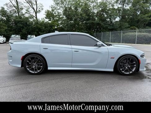 Used 2022 Dodge Charger Scat Pack RWD image 5