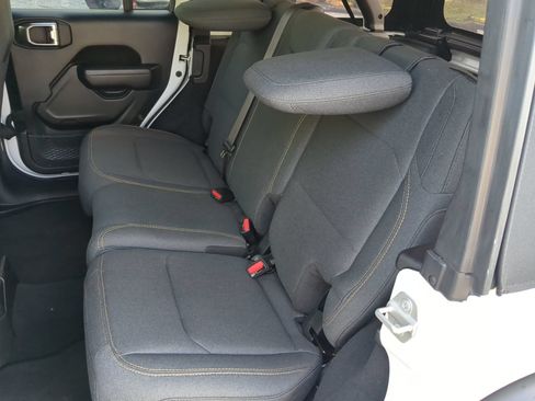 Used 2024 Jeep Wrangler Unlimited Sport AWD/4WD image 50
