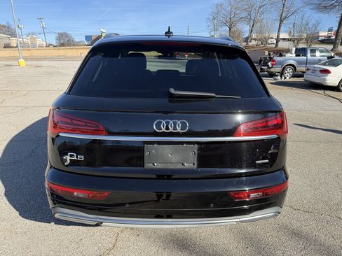 Used 2021 Audi Q5 2.0T Premium w/ Convenience Package image 7