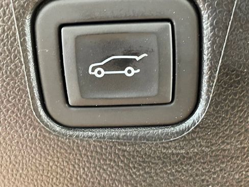 Used 2024 Chevrolet Blazer LT w/ Sound & Technology Package AWD/4WD image 14