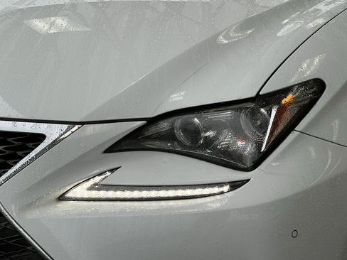 Used 2017 Lexus RC 200t F Sport image 7