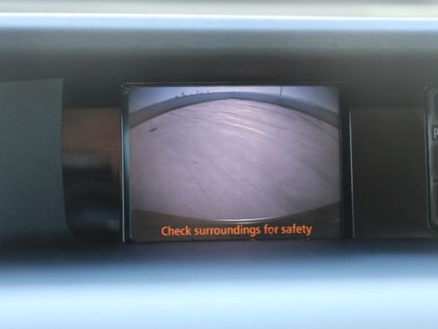 Used 2013 Toyota Sienna LE FWD image 24