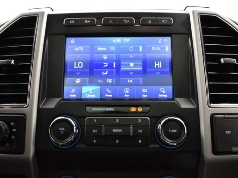 Used 2021 Ford F350 Lariat image 34