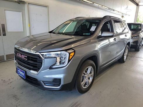 Used 2023 GMC Terrain SLE w/ Driver Convenience Package AWD/4WD image 1