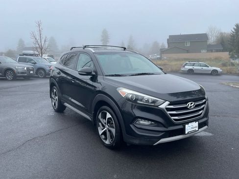 Used 2017 Hyundai Tucson Sport image 7