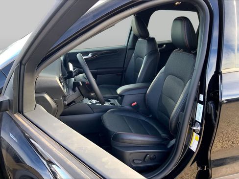 New 2026 Ford Escape ST-Line w/ Tech Pack #1 FWD image 9